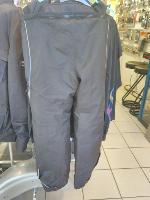 ACCESSOIRE DOKAZION...PANTALON IXON T38 BON ETAT AVEC DOUBLURE HIVER et SANS LES COQUES...LA BOUTIQUE DU BIKER