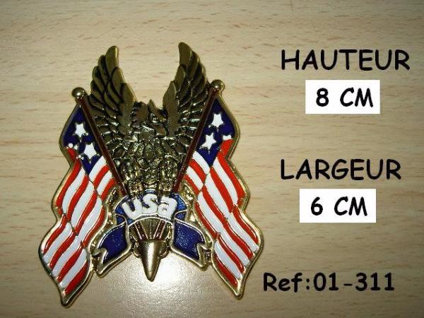 EMBLEME ADHESIF AIGLE USA...H01-311 Highway Hawk Emblem "Eagle USA-Flag" in gold 8 cm for gluing emblem