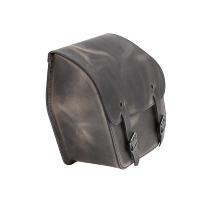 SACOCHE HARLEY DYNA LATERALE DYNA MARRON 11 Litres GAUCHE...LZAD2-1098 Ledrie saddlebags "left-side" 1 piece leather brown with buckles W = 35cm D= 12cm H= 30cm 11 liters (1 piece)