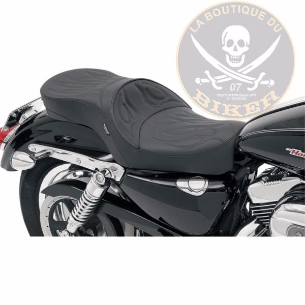 SELLE HD SPORTSTER 2004-2022 RÉSERVOIR 17 Litres FLAME STITCH ...PE08040260 DRAG SPECIALTIES SEAT LO-PRO FLM 04-20 XLC 08040260 / 0804-0260