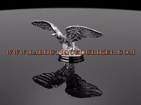 EMBLEME de GARDE-BOUE AIGLE CHROME...HH02-075 Highway Hawk Motorcycle Ornament/ Figure ""Standing Hawk Wide Wings" 6 cm high in chromeHIGHWAY HAWK...LA BOUTIQUE DU BIKER